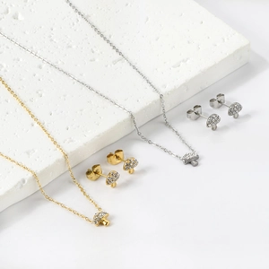 Parures de bijoux champignons minimalistes avec pendentifs diamants en doré et argenté
