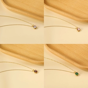 Niche Design Stainless Steel Pendant Necklace For Women 18K Gold Plated Zirconia Round Crystal Clavicle Chain Jewelry Gift