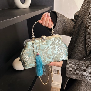Chinese Style Embroidered Satin Cheongsam Bag Retro Floral Handbag With Metal Handle Chain Strap Tassel Party Purse
