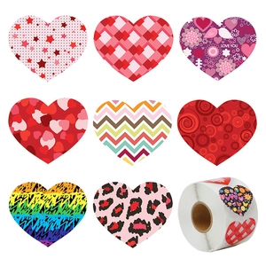 Heart Shaped Valentine Day Adhesive Paper Labels Multi Pattern Decorative Stickers For Gift Wrapping Sealing Envelope Roll