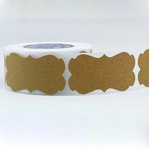 Roll of 300 kraft paper Christmas gift labels with decorative vintage frames