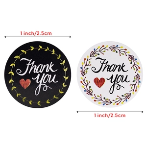 Rouleau de stickers Thank You noir et blanc de 2,5 cm pour enveloppes et emballages