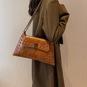 Retro caramel brown rivet shoulder bag with metal chain strap and vintage square lock