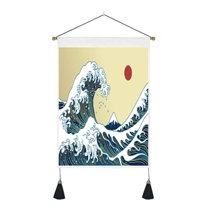 Tapiz de la Gran Ola japonesa con monte Fuji, sol rojo, borlas y soporte de madera