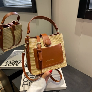 Sac Seau en Paille Tissée pour Femmes Couleur Contrastée en Cuir PU Sac à Bandoulière Grande Capacité Décontracté Voyage Plage