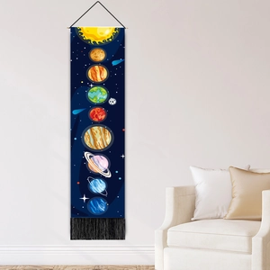 Tapiz de pared del sistema solar con borlas negras para cuarto infantil y hogar