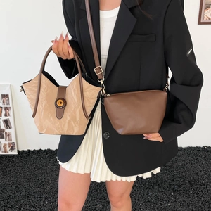 New Chinese style beige textured bucket bag set with brown leather handles for women