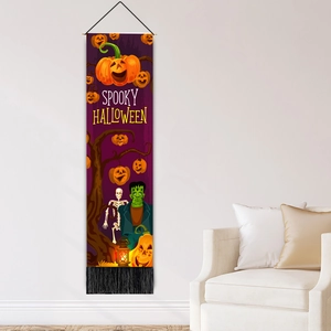 Bannière murale violette Spooky Halloween avec citrouille, crâne et pompons noirs décoratifs