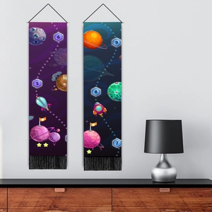 Décoration murale astronaute nordique pour chambre d'enfant avec fusées et glands noirs