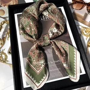 Retro Paisley Floral Print Square Satin Scarf Women Vintage Imitation Satin Satin Neck Head Bandana Hair Accessory