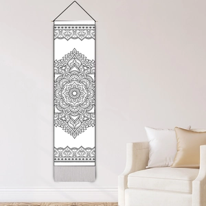 Tenture murale mandala bohème verticale avec support en bois et pompons de décoration