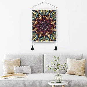 Tapisserie murale mandala bohème avec support en bois et pompons pour la chambre