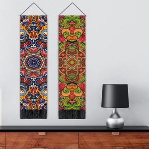 Set de tentures murales bohèmes avec motifs mandala et pompons noirs pour salon chic