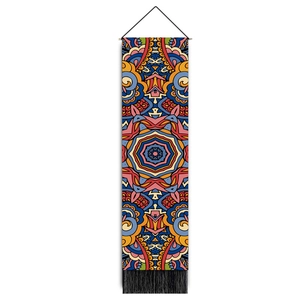 Tapisserie murale mandala bohème verticale avec motifs colorés et franges noires