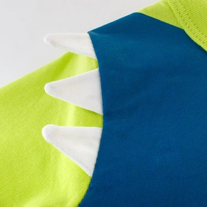 T-shirt enfant vert fluo et bleu marine avec accents 3D créatifs en forme de dinosaure
