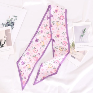 Foulard long et étroit pour femme avec imprimé floral violet et rose, bordure satinée