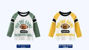Détail de t-shirts en coton à manches longues pour garçons en vert sauge et jaune d'or