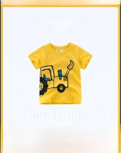 Détail du t-shirt en coton jaune pour garçon avec imprimé pelleteuse et col rond