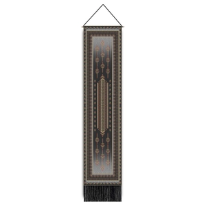 Détail de tapisserie bohème avec motif floral géométrique et glands décoratifs noirs