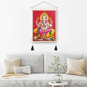 Tapisserie murale Ganesh indien avec tringle en bois et glands noirs pour salon chic