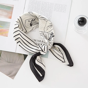 Elegante Foulard Quadrato in Raso Stampa Floreale a Righe Alla Moda Foulard Leggero Fascia per Capelli per Donna Accessorio Borsa Versatile