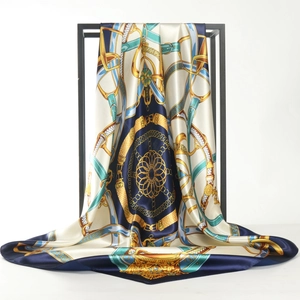 Écharpe Carrée Élégante Pour Femmes En Satin De Satin Synthétique Avec Imprimé Baroque Chaîne Et Ceinture Pour Affaires Et Voyages
