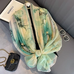 Long Écharpe Châle Léger Polyester Imprimé Floral Style Encre Protection Solaire De Plage Pour Femmes