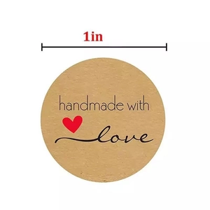 Autocollants en papier kraft de 1 pouce avec texte handmade with love et coeur rouge
