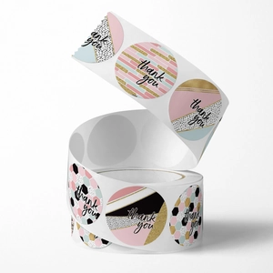 Rouleau en spirale de 8 étiquettes fleuries Thank You pour emballages et cadeaux