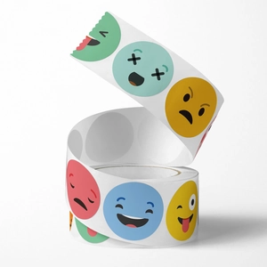 Roll of 500 colorful cartoon emoji reward stickers for students and gift packaging