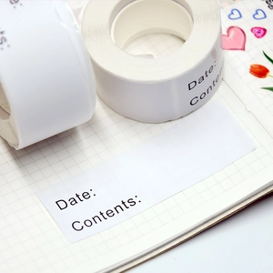 Detail of 1x3 inch self-adhesive kitchen storage labels with Date and Contents print