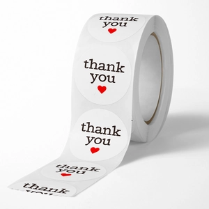 White round Thank You stickers with red heart for gift packaging and shipping sealing