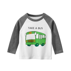 T-shirt à manches raglan pour enfants avec imprimé bus de dessin animé vert et coton