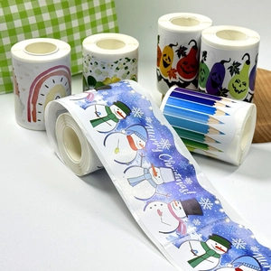 Rouleau de bordures autocollantes pour tableaux avec motifs Noël et Halloween