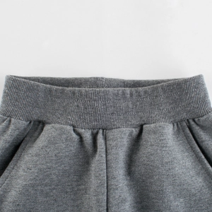 Pantaloni sportivi grigio scuro per bambini con vita elastica a coste e maglia di cotone
