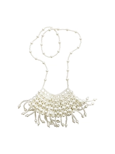 Elegante handgefertigte Statement-Kette aus weißen Perlen mit fließenden Quasten
