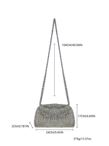 Detailed size chart for the beaded shoulder bag showing weight and dimensions