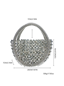 Dettagli della borsa di perle argento con misure 20x15x7cm e specifiche di peso