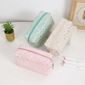 Large capacity heart print makeup bags in pastel green, pink, and white with zipper closure