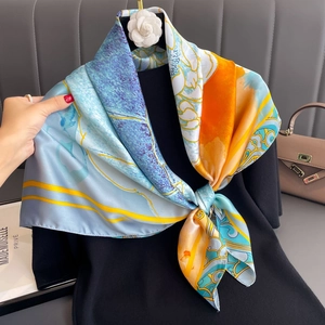 Women Elegant Floral Print Satin Satin Feel Large Square Scarf Fashion Headscarf Neck Scarf Sun Protection Shawl