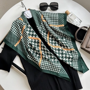 Houndstooth Pattern Square Scarf Polyester Satin Printed Elegant Fashion Shawl For Women Modern Style