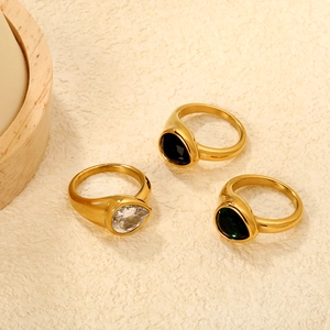 Three-piece retro 18K gold plated stainless steel rings with colorful heart zircons