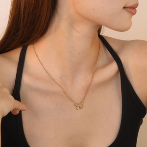 Collier Pendentif Papillon Acier Inoxydable Plaqué Or 18K Chaîne À Perles Délicate Bijoux Doux Élégants Pour Femmes