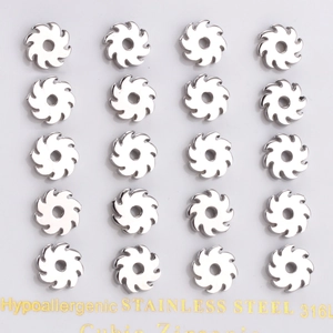 Set of 20 silver-tone clover gear flower earrings in anti-allergic 316L stainless steel