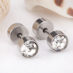 Paire de boucles d'oreilles minimalistes en acier inoxydable et zircon cubique