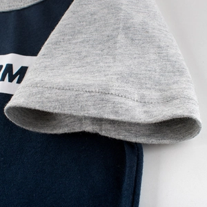 Katoenen T-shirt met korte mouwen voor jongens in marineblauw en grijs met print