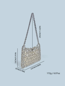 Detailed view of silver bead shoulder bag with 23x15x2cm dimensions and strap length