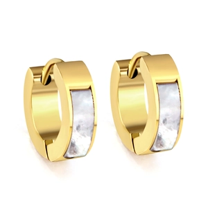 Boucles d'oreilles huggies en acier doré avec nacre blanche rectangulaire incrustée