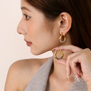 Luxurious gold stainless steel C-shaped hoop earrings with emerald and diamond zircon