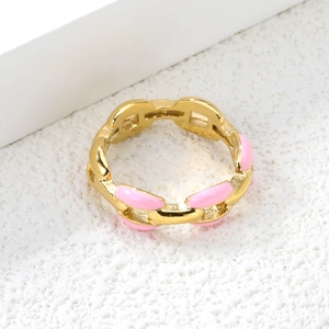 Bague chaîne moderne en acier inoxydable plaqué or 18 carats et émail rose